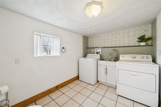 139 N Diamond St, Mt Pleasant Boro, PA 15666