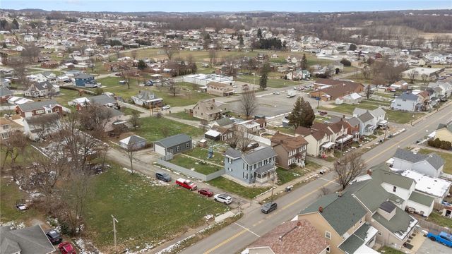 139 N Diamond St, Mt Pleasant Boro, PA 15666