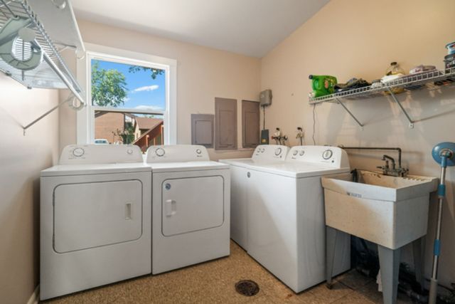 627 Chardonnay Lane 627, Crystal Lake, IL 60014