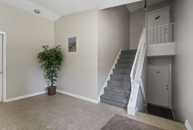 627 Chardonnay Lane 627, Crystal Lake, IL 60014