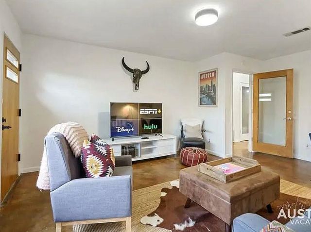 1609 Redd ST A, Austin, TX 78745