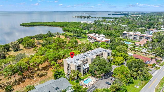 402 TARPON POINT, Tarpon Springs, FL 34689