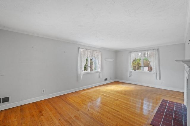 10 Standish Way, Lynn, MA 01904