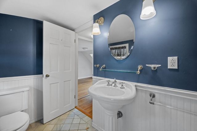 10 Standish Way, Lynn, MA 01904