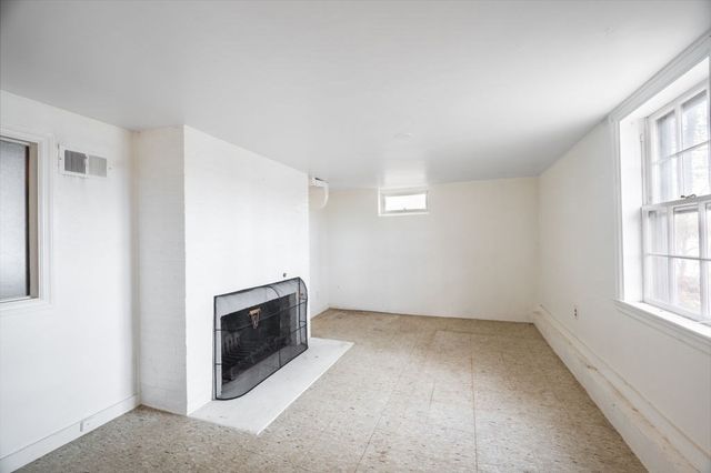 10 Standish Way, Lynn, MA 01904