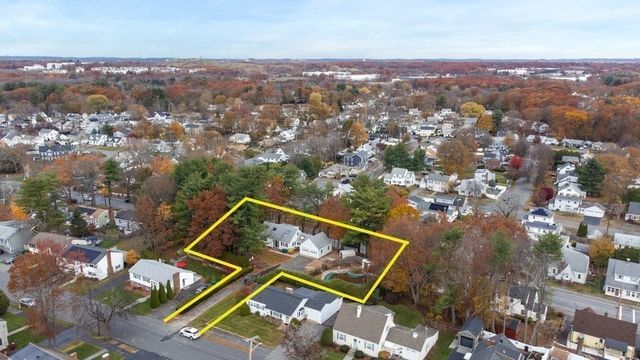 10 Standish Way, Lynn, MA 01904