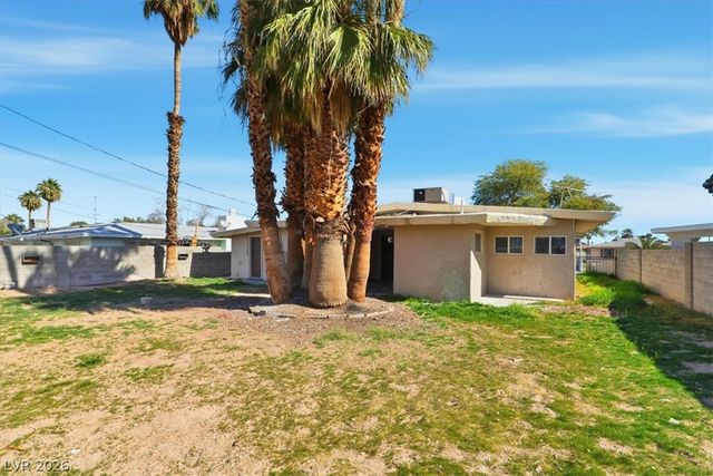 1808 8th Place, Las Vegas, NV 89104