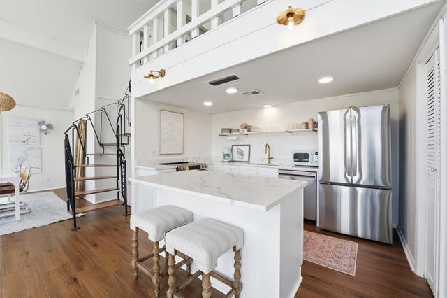13839 Pirates Beach Boulevard, Galveston, TX 77554