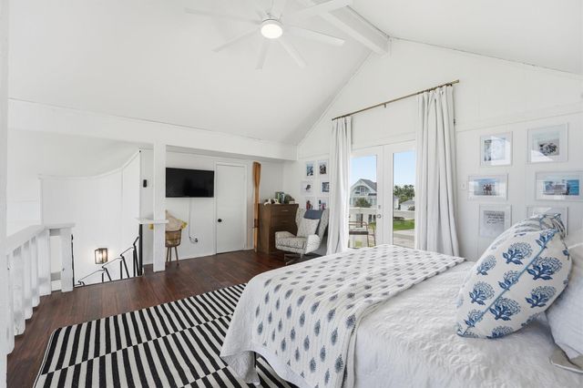 13839 Pirates Beach Boulevard, Galveston, TX 77554