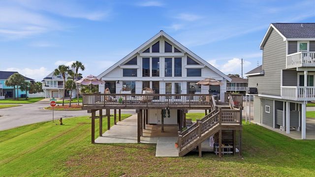 13839 Pirates Beach Boulevard, Galveston, TX 77554