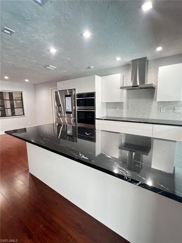 3410 SE 11th PL, Cape Coral, FL 33904