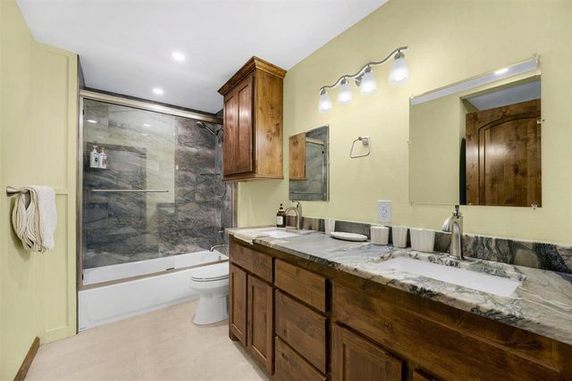 764 East Lake, Lawton, OK 73507