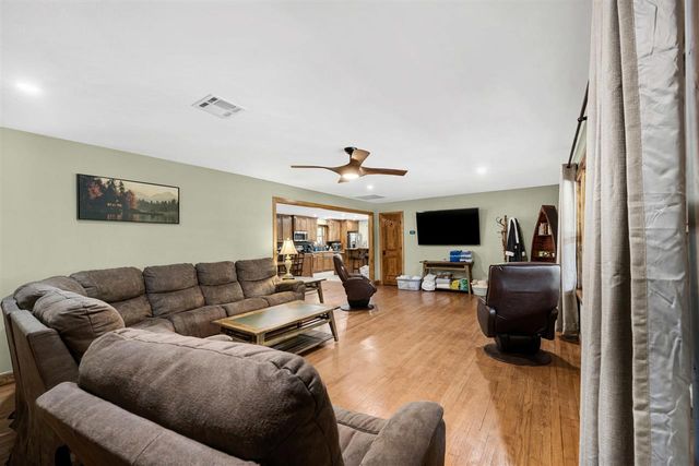 764 East Lake, Lawton, OK 73507