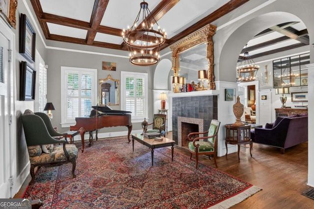 909 Myrtle Street NE, Atlanta, GA 30309