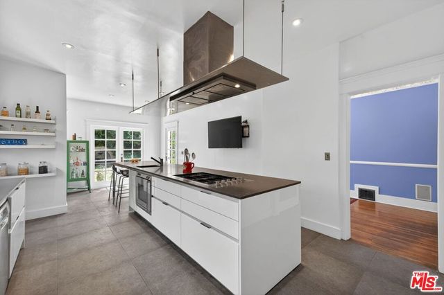 1614 Virginia Road, Los Angeles, CA 90019