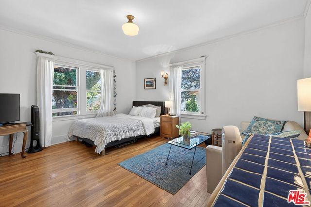 1614 Virginia Road, Los Angeles, CA 90019