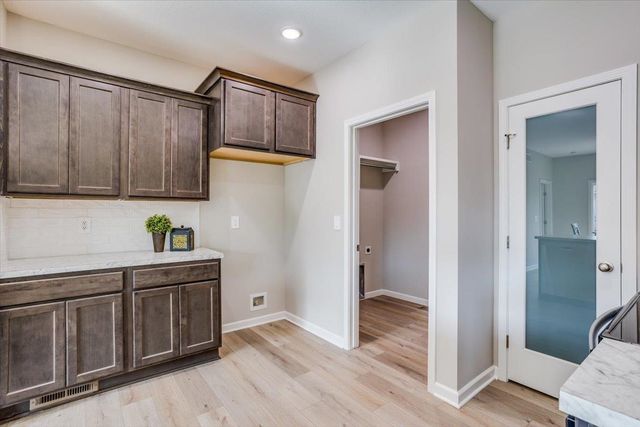 2701 N Mainsgate Dr, Augusta, KS 67010