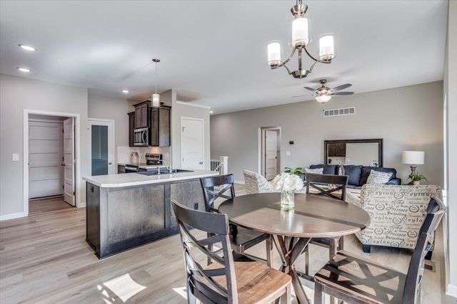 2701 N Mainsgate Dr, Augusta, KS 67010