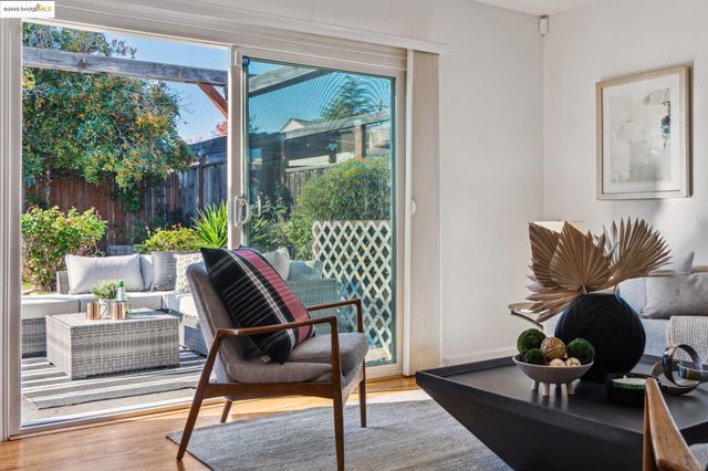 3471 Morcom Ave, Oakland, CA 94619