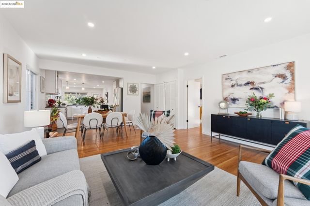 3471 Morcom Ave, Oakland, CA 94619