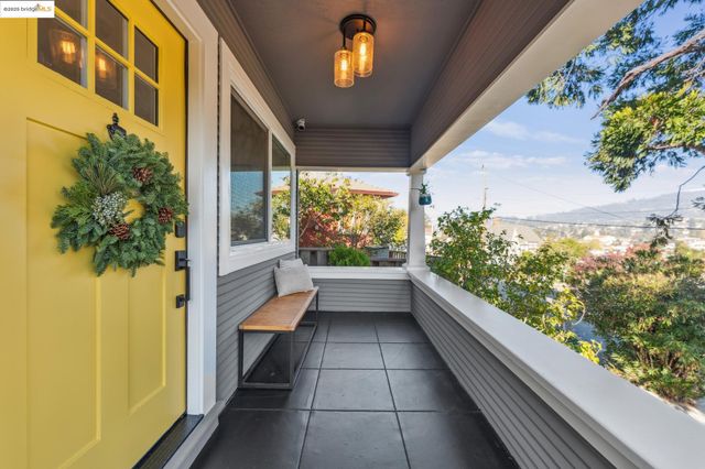 3471 Morcom Ave, Oakland, CA 94619