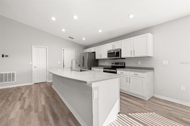 690 PERSIAN DRIVE, Haines City, FL 33844