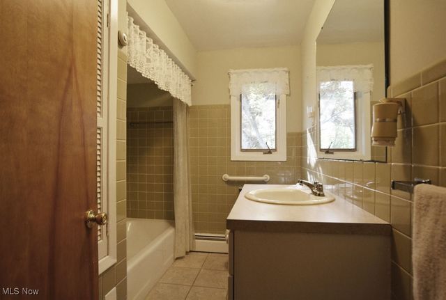 13170 Caves Road, Chesterland, OH 44026