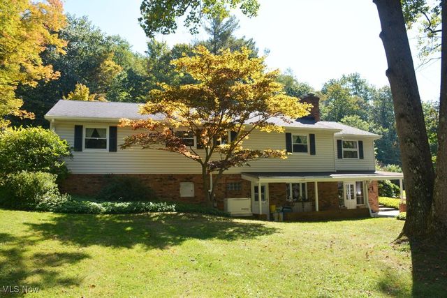 13170 Caves Road, Chesterland, OH 44026