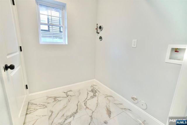 236-238 Keer Avenue, Newark, NJ 07112