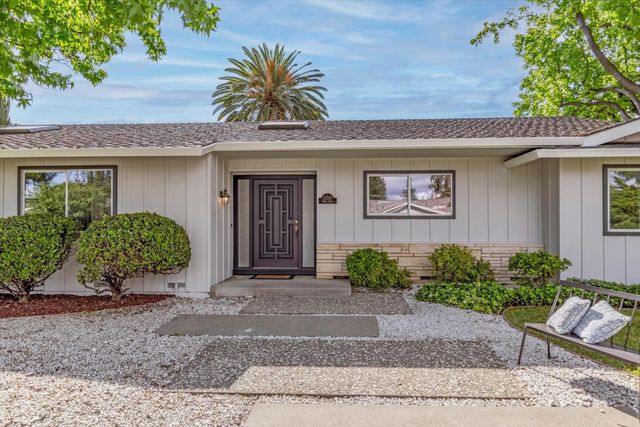 12315 OBRAD Drive, Saratoga, CA 95070