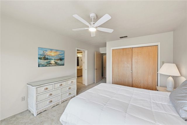 305 Marina Dr, Port Aransas, TX 78373