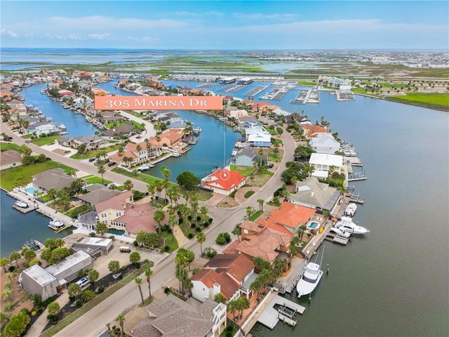 305 Marina Dr, Port Aransas, TX 78373