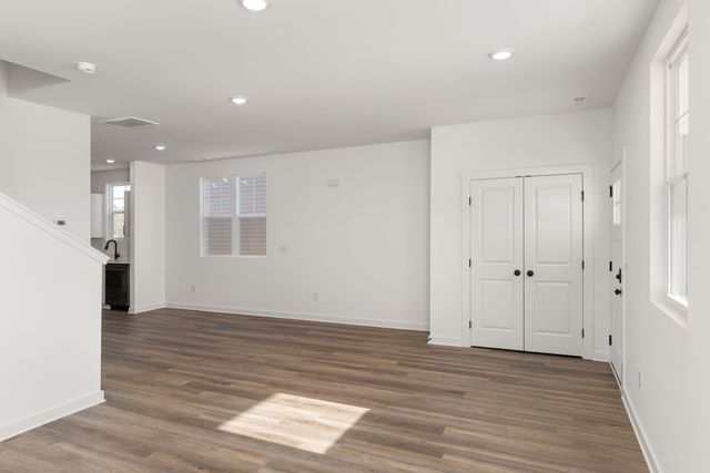 896 Foxtail Drive 64, Chattanooga, TN 37421