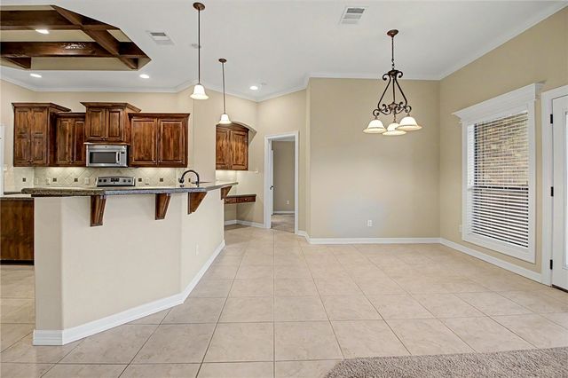 132 Roucourt Loop, College Station, TX 77845