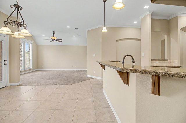 132 Roucourt Loop, College Station, TX 77845