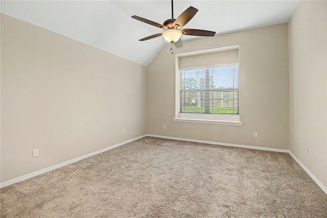 132 Roucourt Loop, College Station, TX 77845