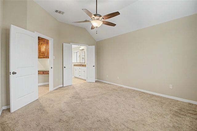 132 Roucourt Loop, College Station, TX 77845