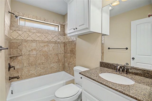 132 Roucourt Loop, College Station, TX 77845