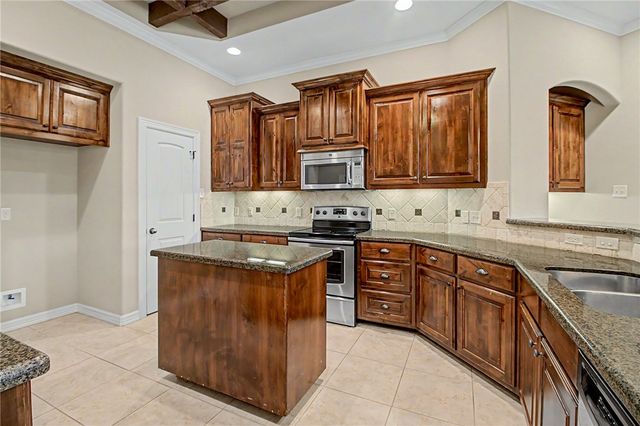 132 Roucourt Loop, College Station, TX 77845