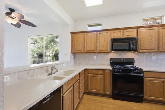 600 Waterfield Ct, Lincoln, CA 95648