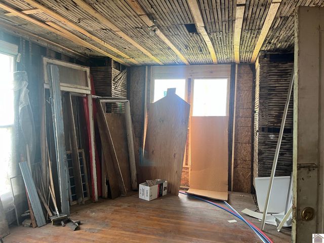 1647 Jefferson ST, Paducah, KY 42001