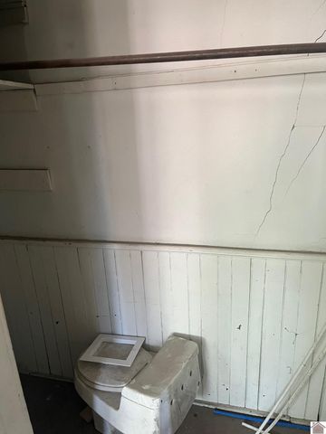 1647 Jefferson ST, Paducah, KY 42001