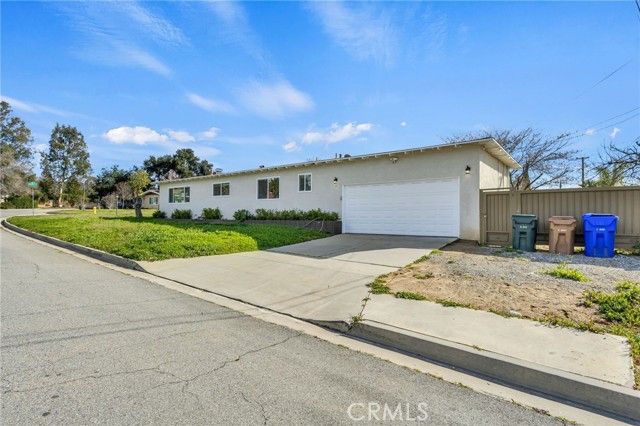 12995 Leith Way, Yucaipa, CA 92399