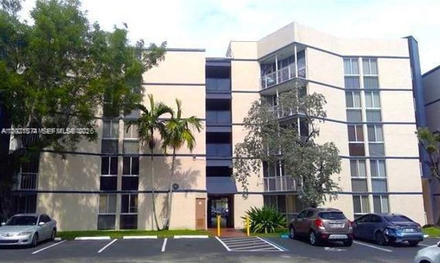 7075 NW 186th St C207, Hialeah, FL 33015