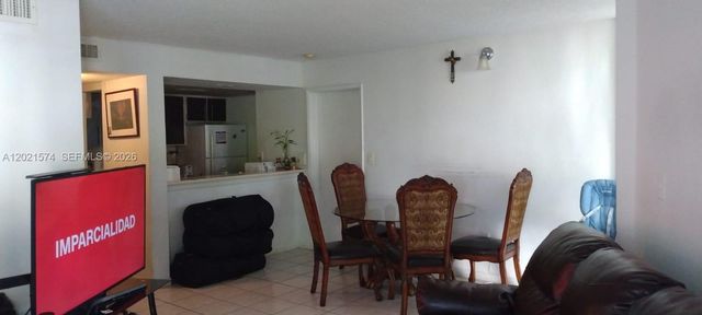 7075 NW 186th St C207, Hialeah, FL 33015