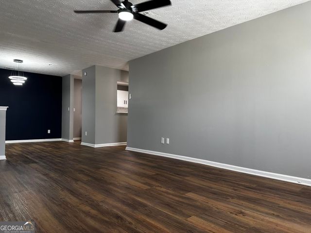 9302 Fairington Ridge Circle, Lithonia, GA 30038
