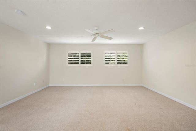 7402 WINDING LAKE CIRCLE, Oviedo, FL 32765
