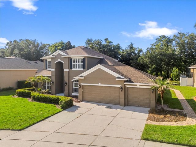 7402 WINDING LAKE CIRCLE, Oviedo, FL 32765