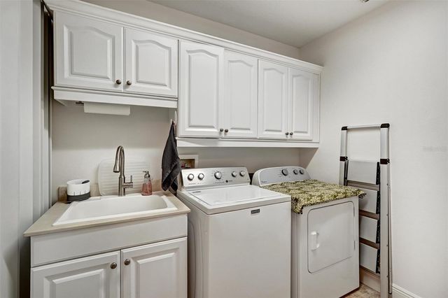 5110 MANORWOOD DRIVE 3D, Sarasota, FL 34235