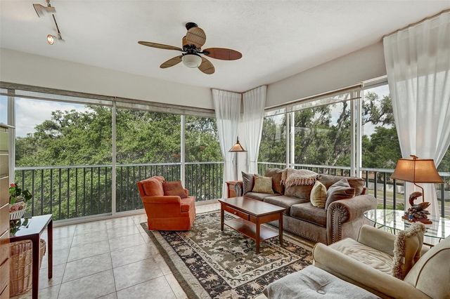 5110 MANORWOOD DRIVE 3D, Sarasota, FL 34235